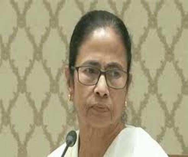 ममता सरकार ड्यूटी के दौरान मौत होने पर अग्रिम पंक्ति के योद्धाओं के आश्रितों को नौकरी देगी